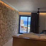Almyra Boutique With Private Pool -finiki 4*