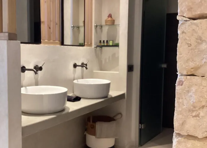 Appart hôtel Almyra Boutique With Private Pool -finiki Foiníkion