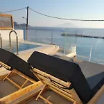 Almyra Boutique With Private Pool -finiki شقة فندقية