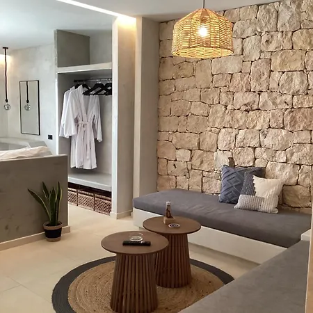 Hotel apartamentowy Almyra Boutique With Private Pool -finiki Foiníkion