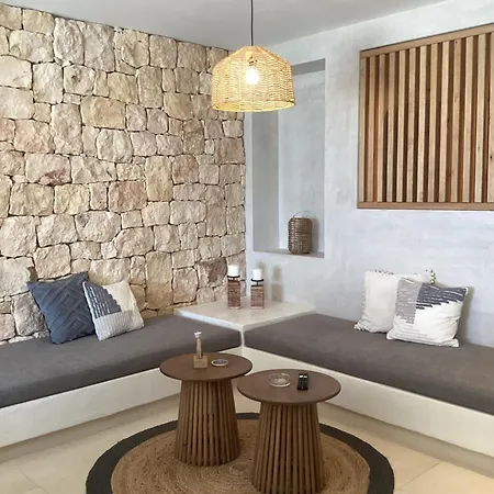 Almyra Boutique With Private Pool -finiki