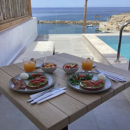 Almyra Boutique With Private Pool -finiki 4*