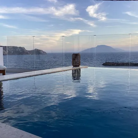 Lejlighedshotel Almyra Boutique With Private Pool -finiki Foiníkion