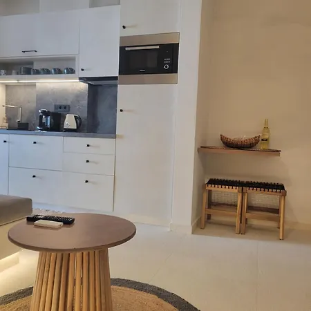 Almyra Boutique With Private Pool -finiki Hotel apartamentowy Foiníkion