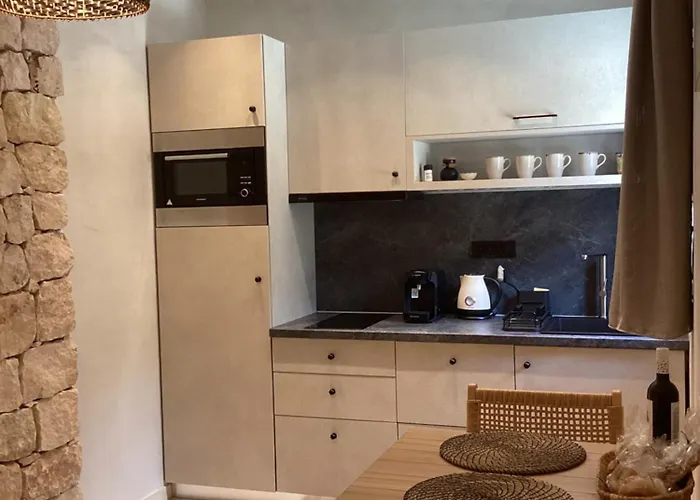 Almyra Boutique With Private Pool -finiki Foiníkion