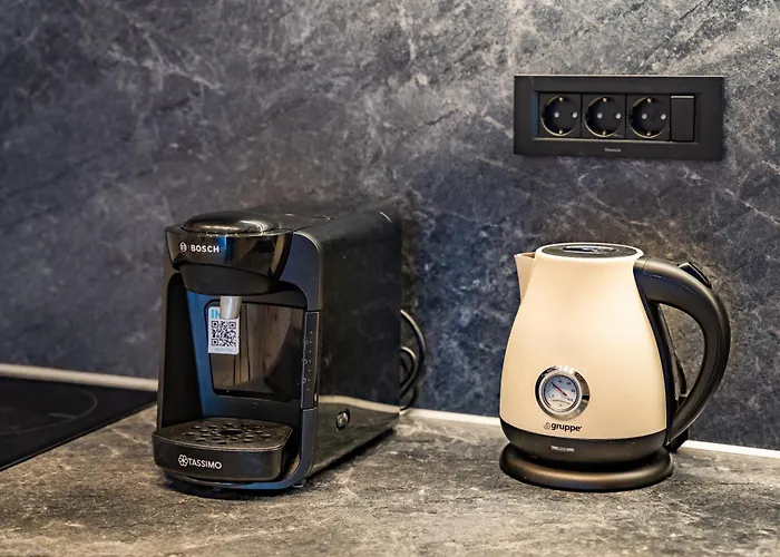 Almyra Boutique With Private Pool -finiki 아파트호텔